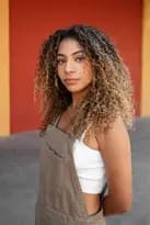 Elaine Souza - Cliente satisfeita com a portabilidade de crédito