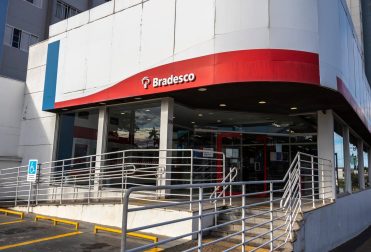 Símbolo do Banco Bradesco para taxas de LARYA Financiamento Imobiliario